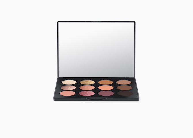 Art of Library x12 Palette от M.A.C, 4 700 руб.